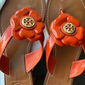 Tory Burch Coral flower sandal